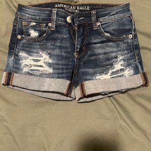 AE Women’s MIDI Shorts